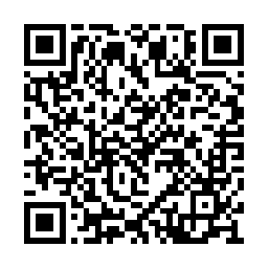 可是看他和曾柔之间的关系看上去一点都不单纯二维码生成