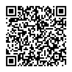 可是陆为民先前并没有意识到自己和苏燕青之间这层隐藏在某层遮掩下的情意二维码生成