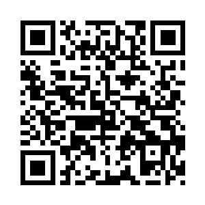 可是靳沫卿却还是分了一半的怀抱出来二维码生成