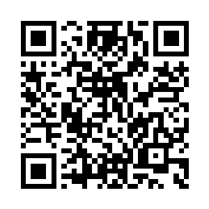 可正当季泽爵嘴角微动想说些什么时二维码生成