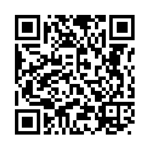 可能自己也立刻反应过来这个时候笑有些失态二维码生成