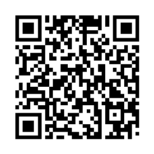 可走在营地间的姑娘还是舍不得放下电话二维码生成