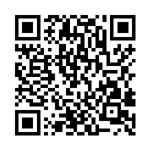 台口的面光灯晃得两眼睁开和没睁开一样二维码生成