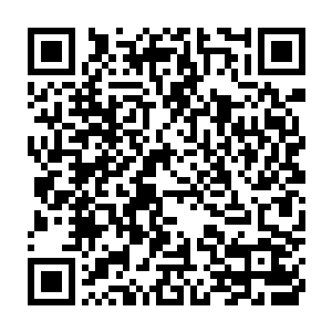 右边攻来的那紫袍弟子便是被本来缠绕在他身体四周的剑气给包裹住了二维码生成