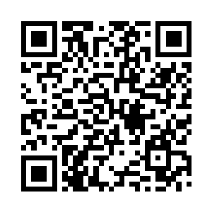 右边的一位什长也将大汗弯刀拔出来二维码生成
