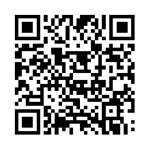 叶凡便看到了一个长得肥头大耳的大凶~女人二维码生成