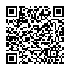 叶凡马上带着那个黑人来到了最里面的一个房间二维码生成