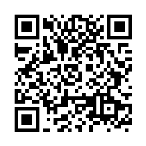 叶妩从自己的包里掏出一张存储卡二维码生成