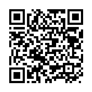 叶惟带着一支电影放映队再度来到孤儿院二维码生成