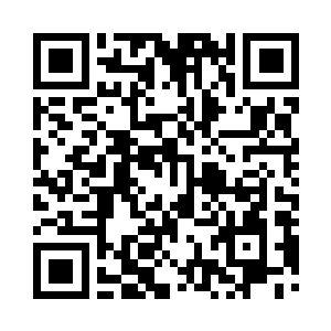 叶星瞳全然不知炎司绝的目光凝视着自己二维码生成