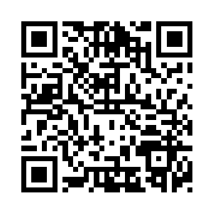叶晟唯不知什么时候悄悄的走过来了二维码生成