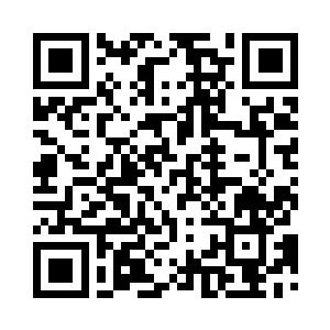 叶海凝将那个白色的礼盒放在了一旁二维码生成