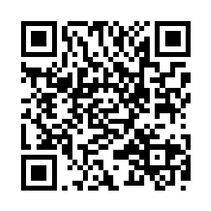 叶璃抬起头来目光如刀锋从那人身上划过二维码生成