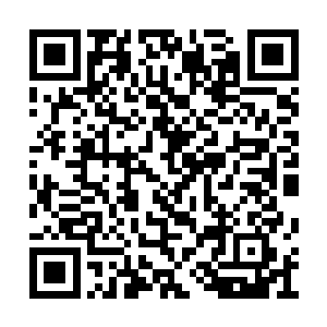 叶璃看着突然出现在自己面前的韩明月有些惊讶二维码生成