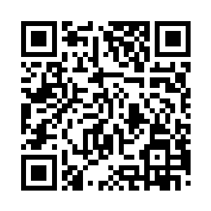 叶秋与楚翔天跟着精瘦的老人走过警卫室二维码生成