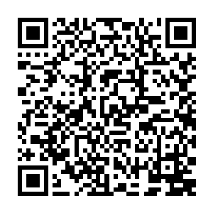 叶秋的影分身重点是在两个拳头上于是她就把作战的方向转移到叶秋的弱点上二维码生成