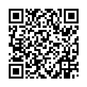 叶秋的拳头已经快要砸到他后背上了二维码生成