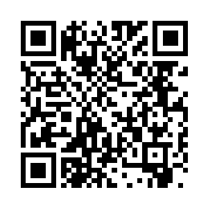 叶芷蔚老实的把筷子重新拿了起来二维码生成