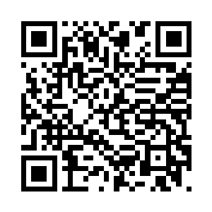 叶莫的头顶便是出现一片密布的乌云二维码生成