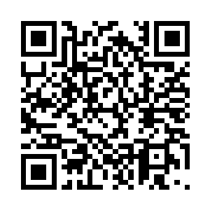 叶莫的长枪死死的抵住杨天笑的剑光二维码生成