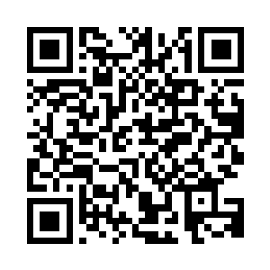 叶莫目光锁定了那条被万兽保护在中心的犬王二维码生成