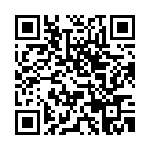 叶问天和特蕾莎站在悬浮阶梯的下方二维码生成