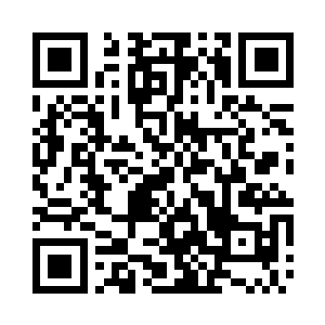 叶青从容将吹到十几米外的油伞拿起二维码生成