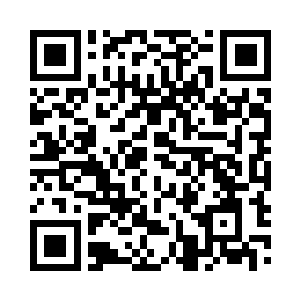 司仪是根据来访宾客递上来帖子念各自的身份二维码生成