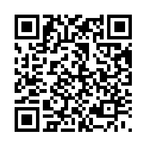 司婧的手指在李毅的手心轻轻抠了抠二维码生成