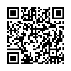 司空月冥弯身将那一小捧野莓果放到地上二维码生成