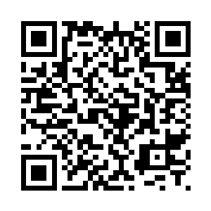 司见御看着关灿灿从咖啡店内出来二维码生成