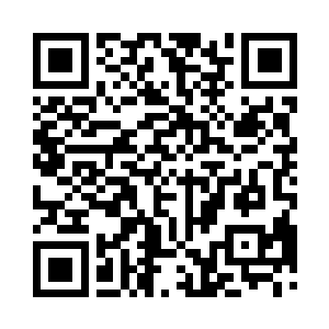 司马十七郎扶着卢八娘的手臂一同向正殿走去二维码生成