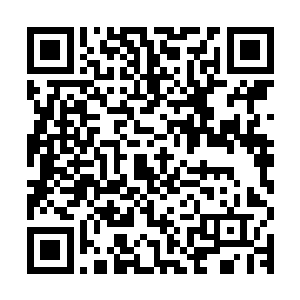 司马朵朵已经隐隐约约地感觉到了最近几年李谦在唱功上的进步二维码生成