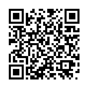 各式战机和明族尸兄飞行类尸兄盘旋着二维码生成