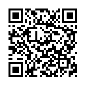 各有一道粗壮的黑影迅猛无比的刺穿了海水二维码生成