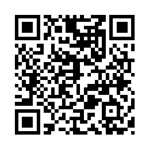 各种砖家叫兽像看怪物一样的看着风天翔二维码生成