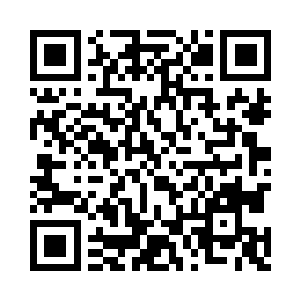 同情的……各种各样的目光都纷纷投向了水面二维码生成