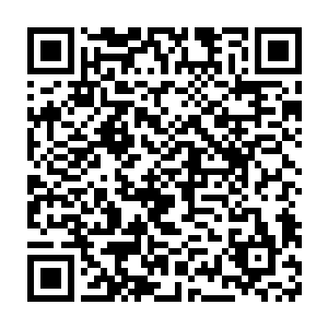 同时一阵阵诡异的娇喘的声音夹杂着一阵阵低沉的声音也从里面传来二维码生成