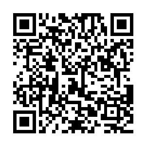 同时也让张铁的老爸老妈把这个秘密深埋在他们内心的最深处二维码生成