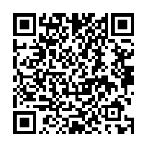 同时又显得非常神秘……至少秦方觉得自己并没有看透她二维码生成