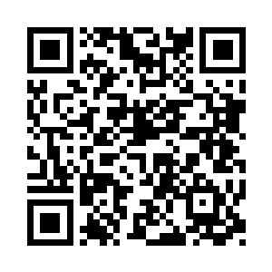 同时握住鸡蛋的手也在调试着力度的大小二维码生成