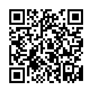 同时看到画面中一名警员脸色苍白地拿起手机二维码生成