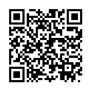 同珍妮弗或是熟悉或是生疏地打起了招呼二维码生成