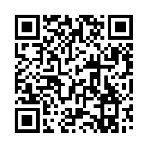 后方的火把将他的前方化为巨大的阴影二维码生成