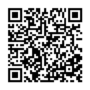 后来主公便吩咐木匠加紧打造那些传送雷神炮的设备二维码生成