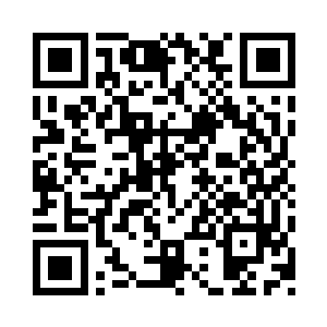 向不断把两边脸颊贴到暖手袋上的阮软说二维码生成