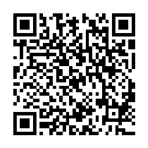 向外是一百零八道符箓已经紧紧地贴在了丹药之上二维码生成