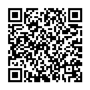 向着灵雀山第二旅与台湾军的结合部狠狠的插了过来二维码生成