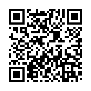 向老头所在的方位移动一段距离后二维码生成