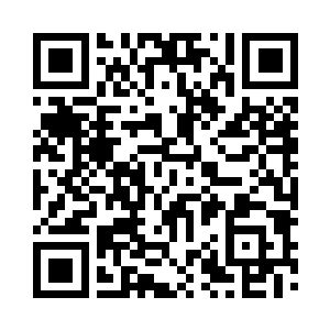 吕备毕和吴美丽听完江帆的说法觉得也是二维码生成